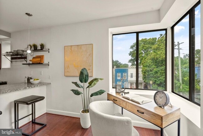 Photo - 5401 9th St NW Unidad 201