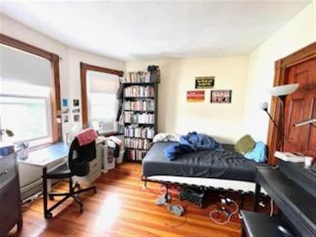 Photo - 49 Locke St Unit 2