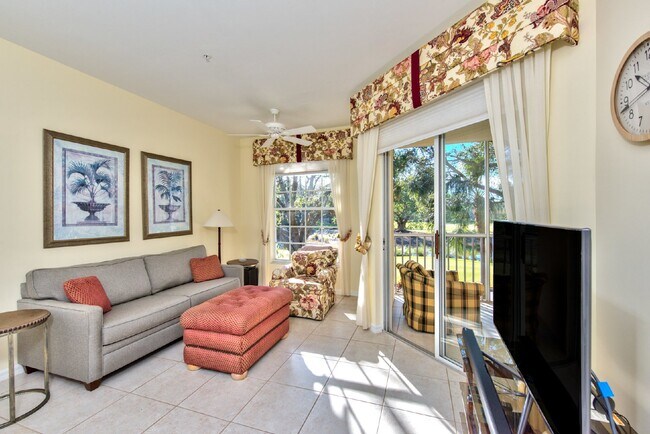 Photo - COACH HOME AT PELICAN BAY Unit 810