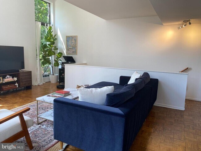 Photo - 501 Spruce St