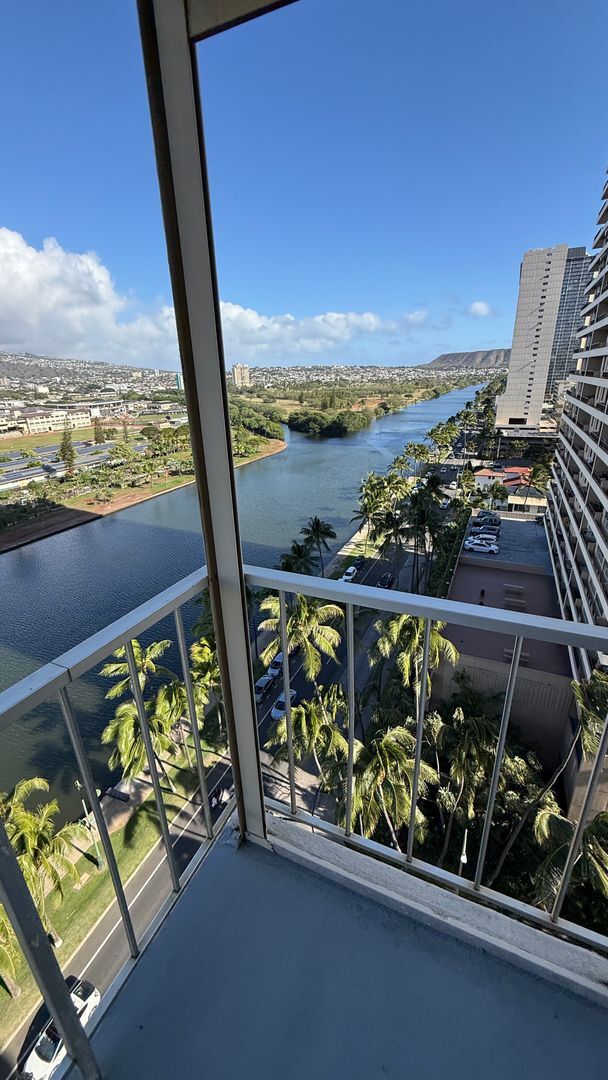 Photo - 2115 Ala Wai Blvd