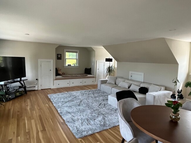 Living - 64 Foreside Rd Unit 3B