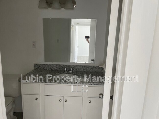 Photo - 1767 E Raines Rd Unidad Apt 5
