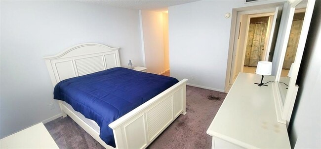 Photo - 1009 N Ocean Blvd Unidad 411