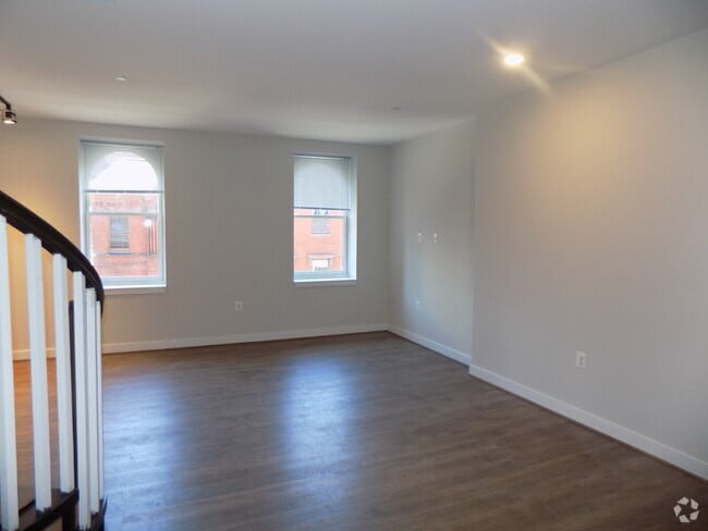 Building Photo - For Rent: Stylish Urban Living at 815 Park... Rental