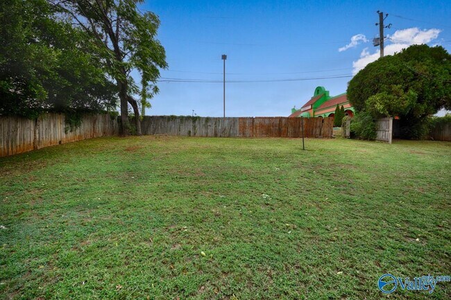 Photo - 4210 Toftoy Dr SW