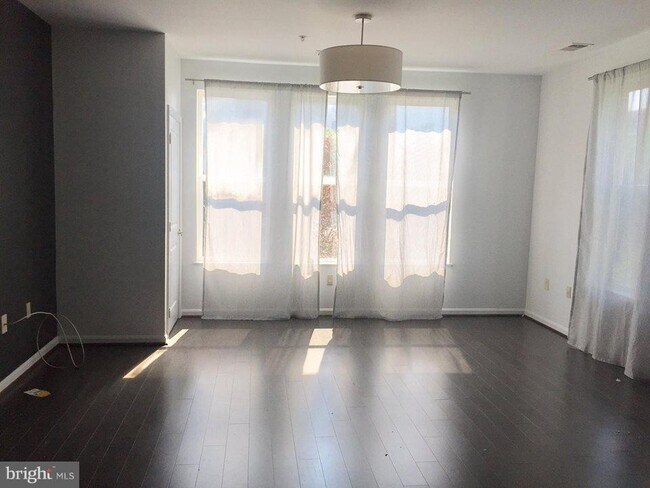 Photo - 2655 Prosperity Ave Unit 238