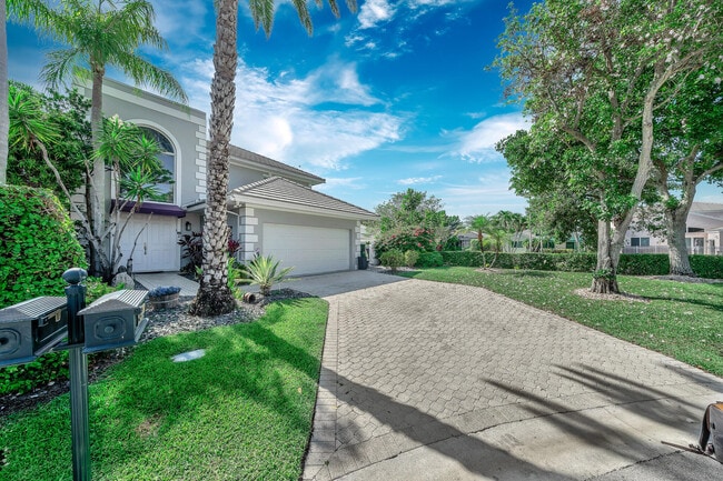 Photo - 23281 Butterfly Palm Ct