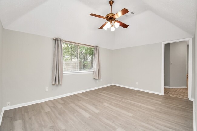 Photo - 14810 Cypress Ridge Dr