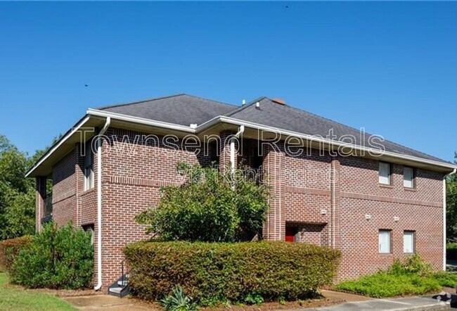 Building Photo - 1055 Ancestry Dr Unit 2 Rental