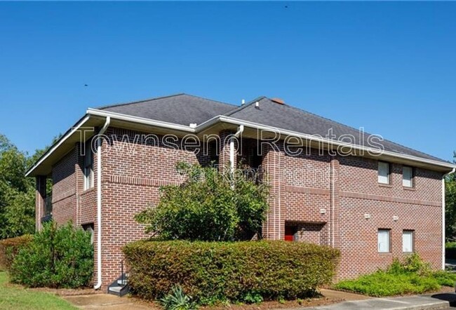 Building Photo - 1055 Ancestry Dr Unit 2 Rental