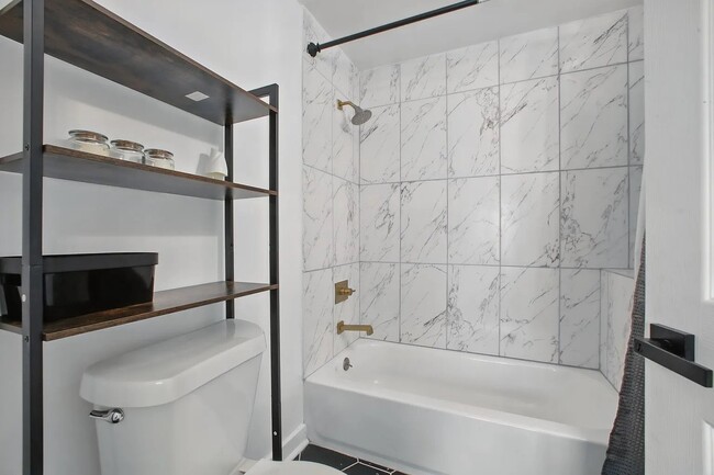 4705 Pease St Unit B Room 1