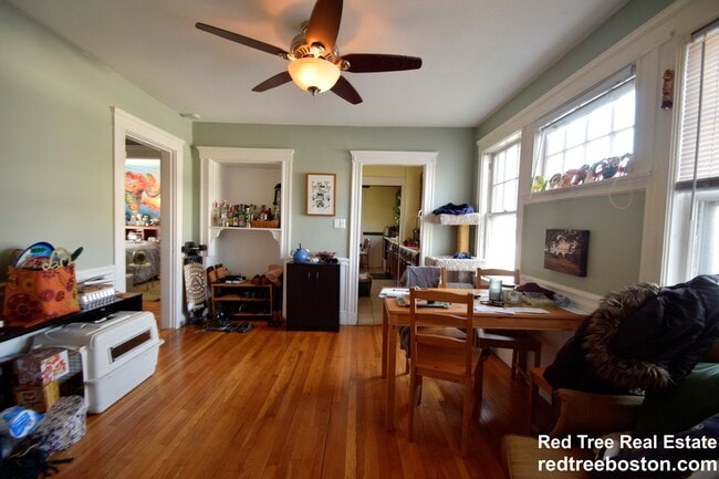 Photo - 98 Beechcroft St Unit 1