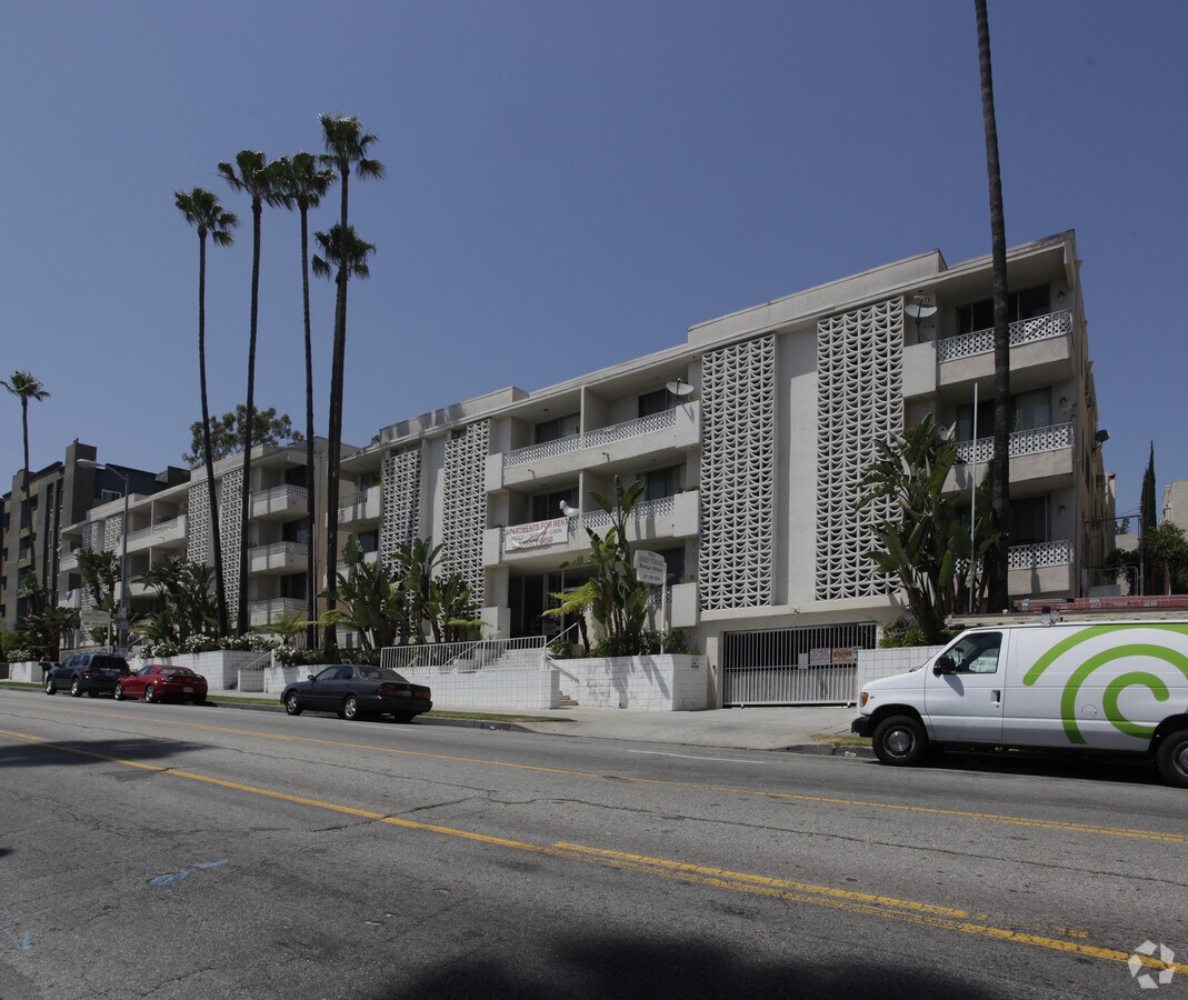 Photo - James Terrace Apartments
