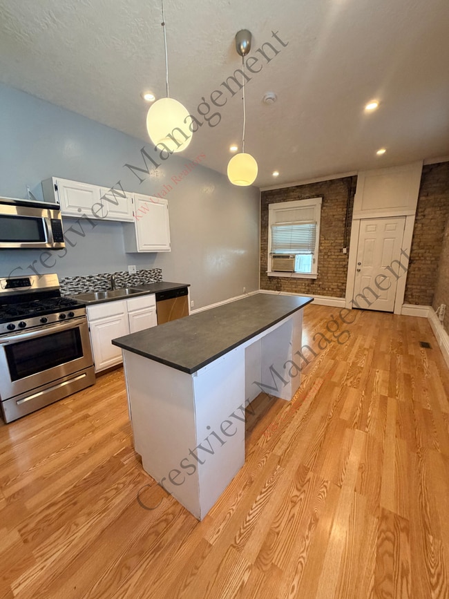 Photo - 574-574 N 400 W Unit 574