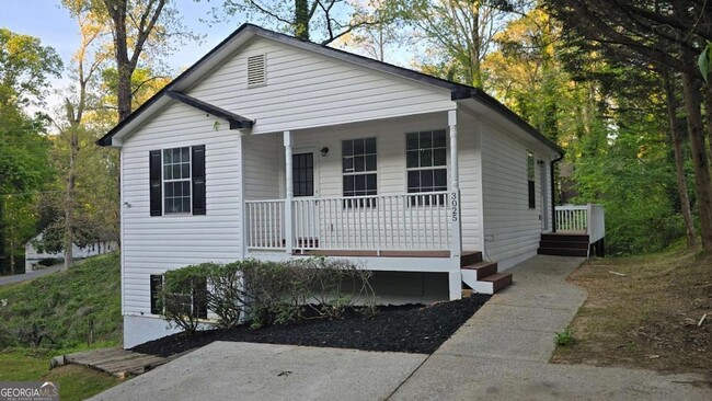 Building Photo - 3025 Mangum Dr