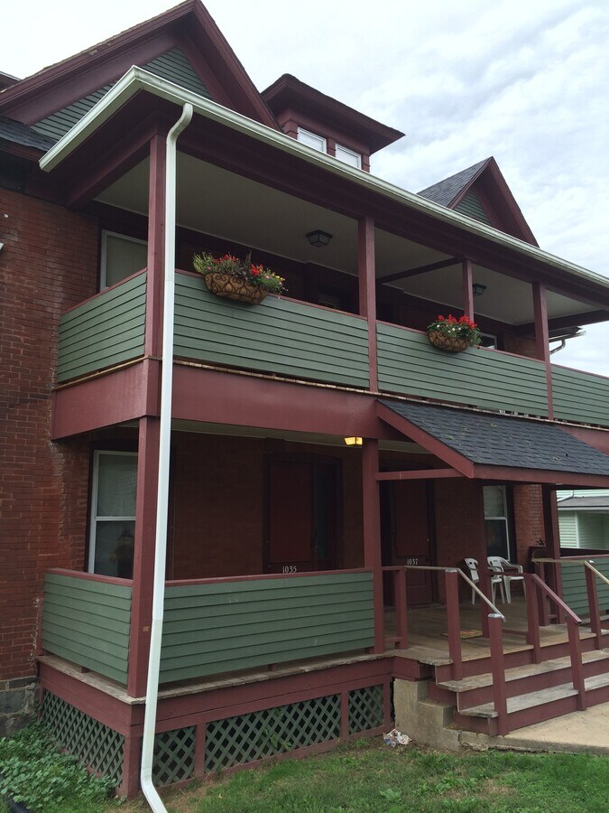 Photo - 1037 Hepburn St Apartments Unit 1st Floor