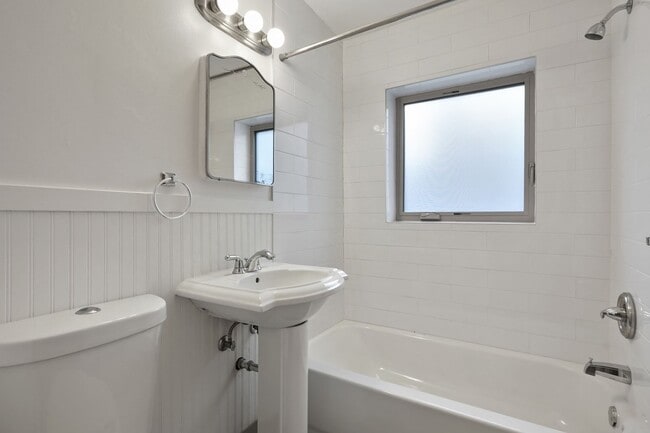 Photo - 1240 Cedar Ave