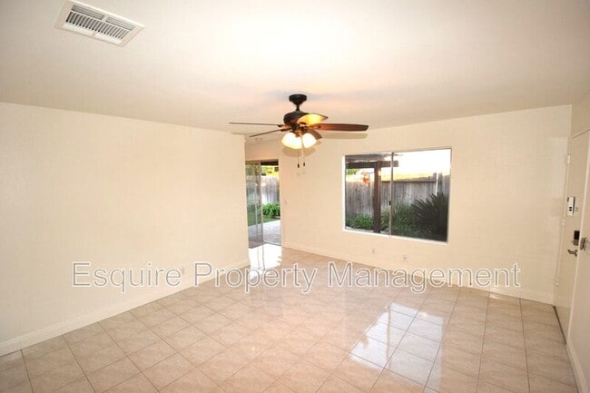 Photo - 5219 Meadowview Dr