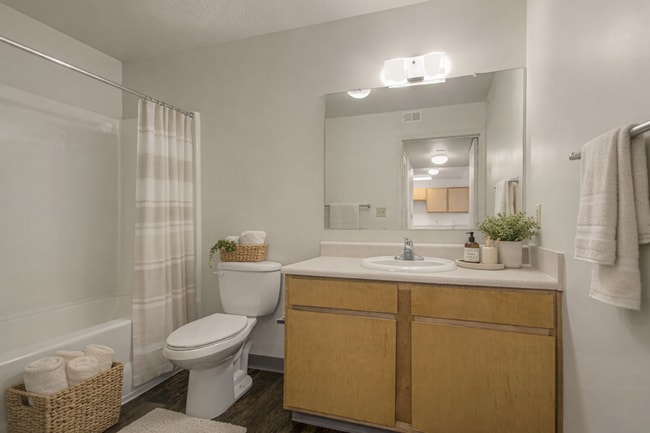 Photo - Englewood Vista