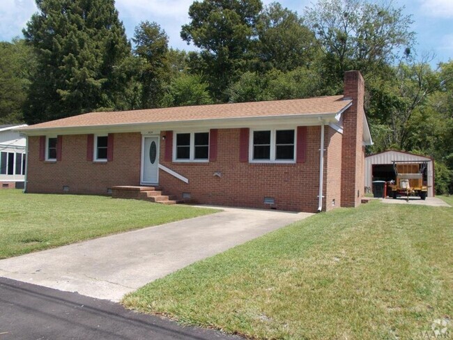 Building Photo - Brick Ranch in Oxford Heights Subdivision Rental