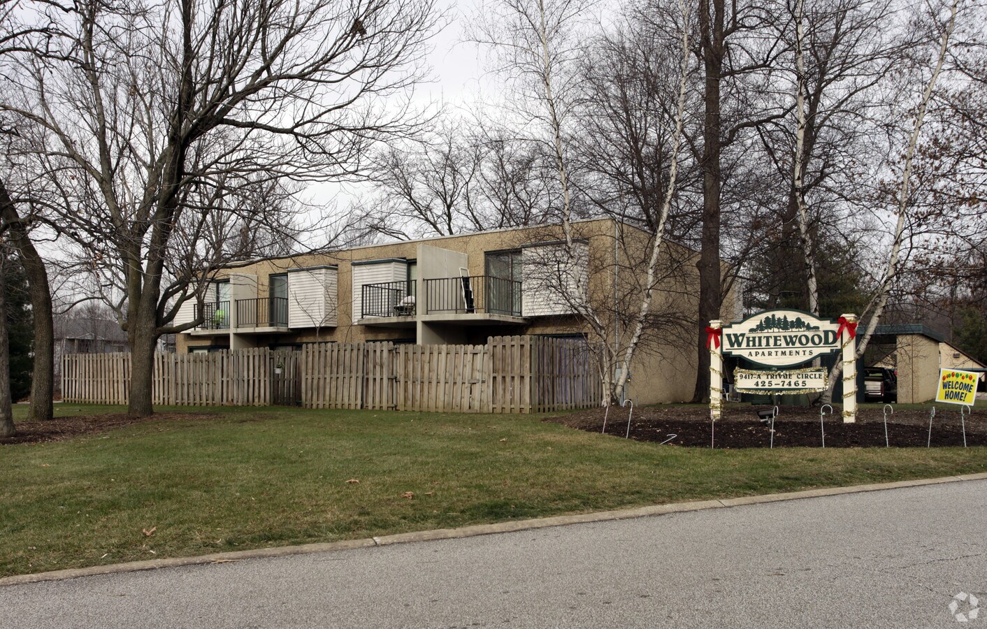 Whitewood Condominiums - Whitewood Condominiums