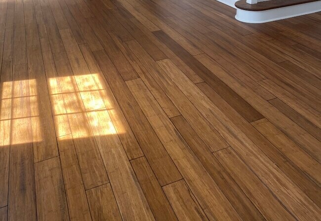 Photo - 535 Titan St