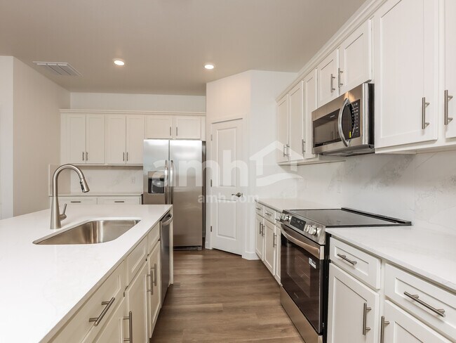 Photo - 13107 N Honest Endeavor Wy
