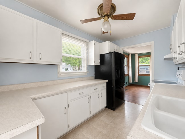 Photo - 4318 Sheffield Rd