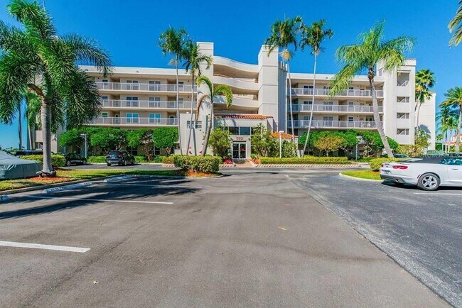 Photo - 5901 Bahia Del Mar Cir N Unidad 223