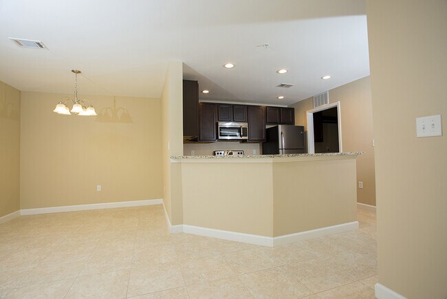 Photo - Beautiful 1B/1B Apartment in FWB in Pristi... Unit 202