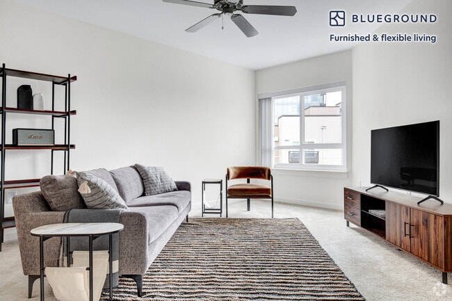 Building Photo - 250 Bellevue Way NE Rental