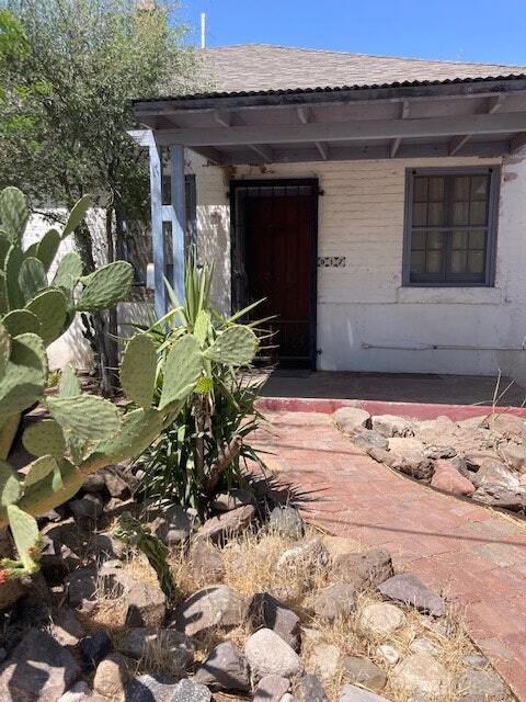 Photo - 917 N Hoff Ave