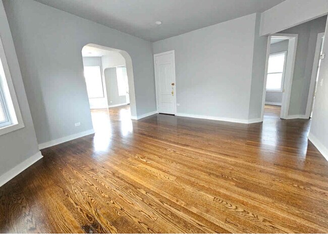 Photo - 121 N Menard Ave Unit 1