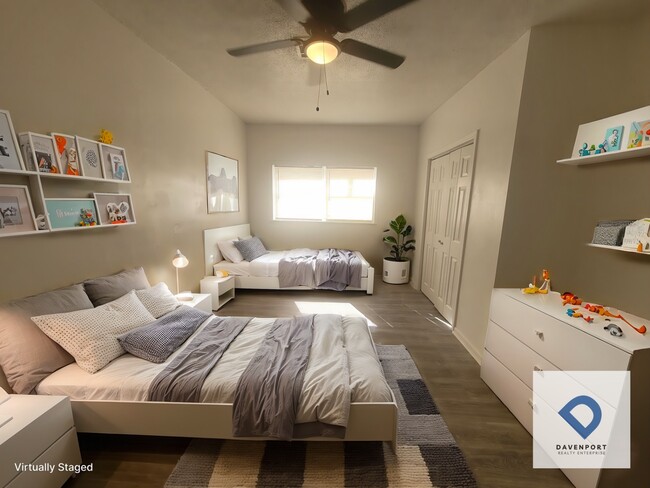 Photo - 2112 Stella St