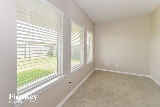 Photo - 8020 Quartz Ln