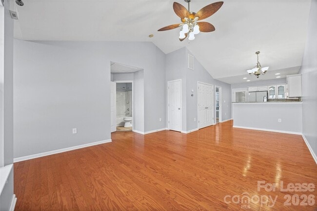 Photo - 2052 Shady Pond Dr
