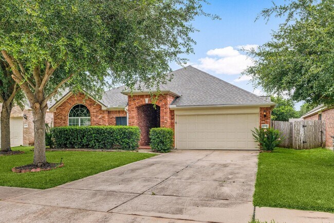 Photo - 2008 Golden Creek Ln