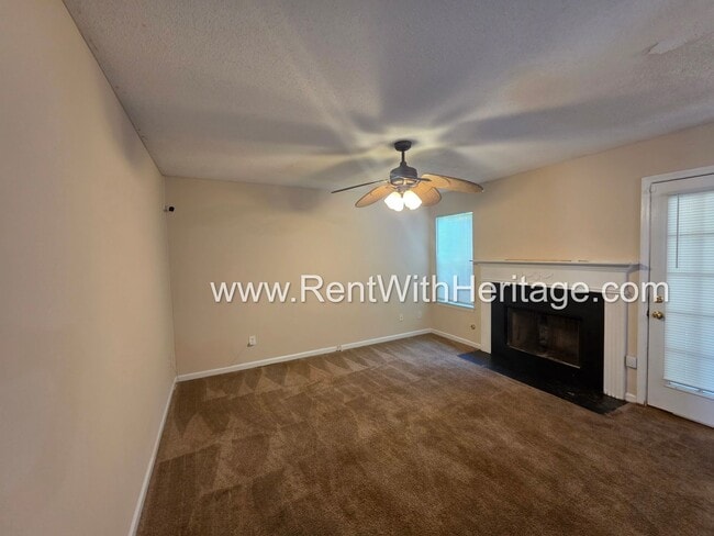 Photo - 6535 Manor Creek Dr