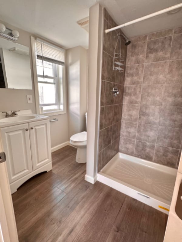 51 Central St Unit 2R