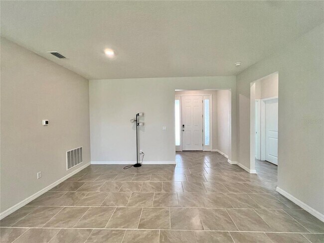 Photo - 33869 Field Maple Lp