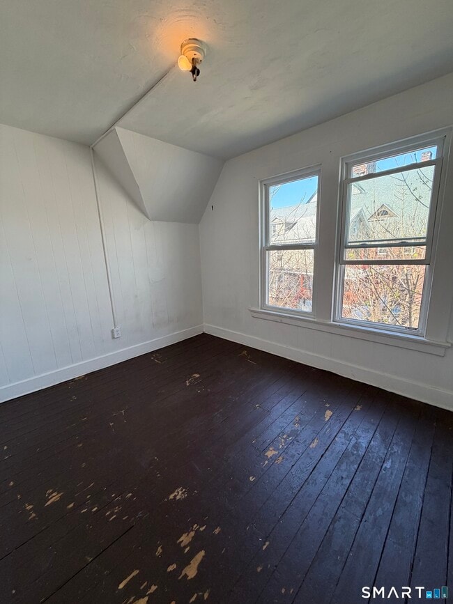 Photo - 65 Liberty St