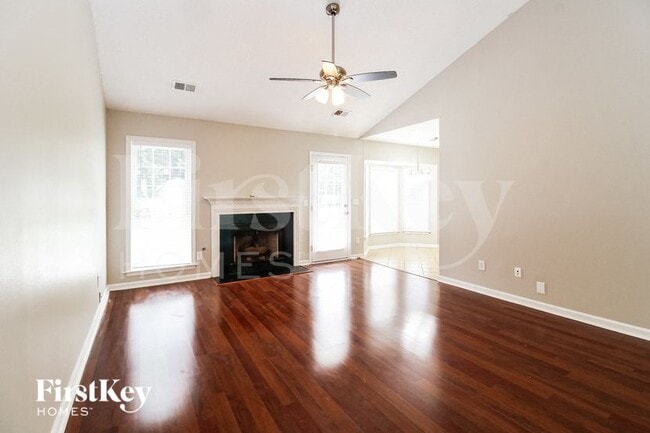 Photo - 12 Montford Ct