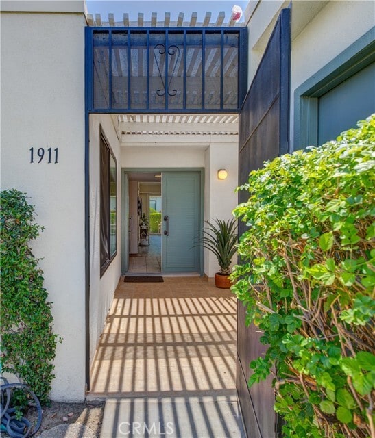 1911 Grand Bahama Dr E