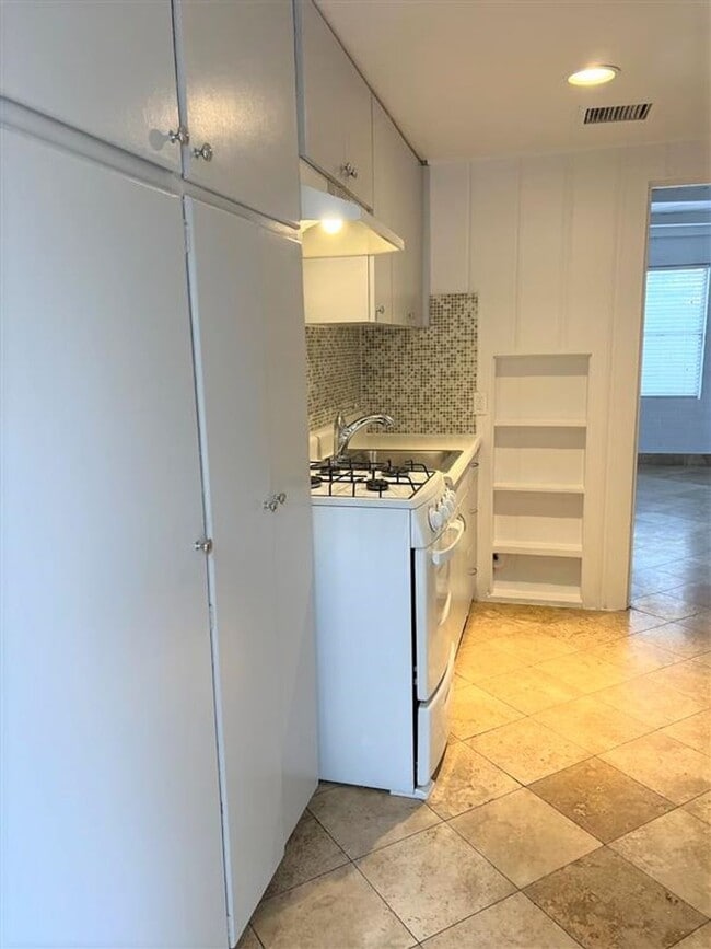 Photo - 4127 N 18th Pl Unit Apt 3