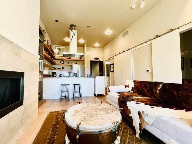 Photo - 421 N Phillips Ave Unit 408