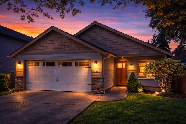 Building Photo - 5206 NE 29th Ave