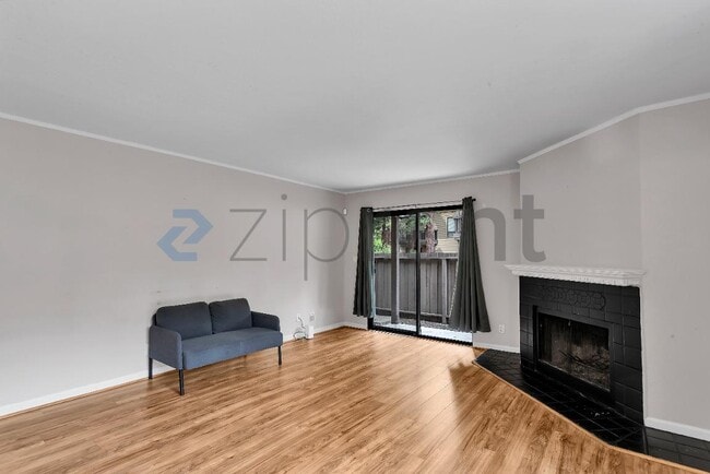 Photo - Unit 25