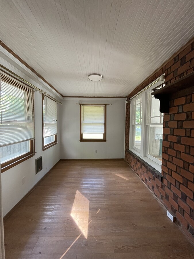 Photo - 5818 Savoy Ln