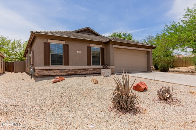 Photo - 983 E Palomino Way